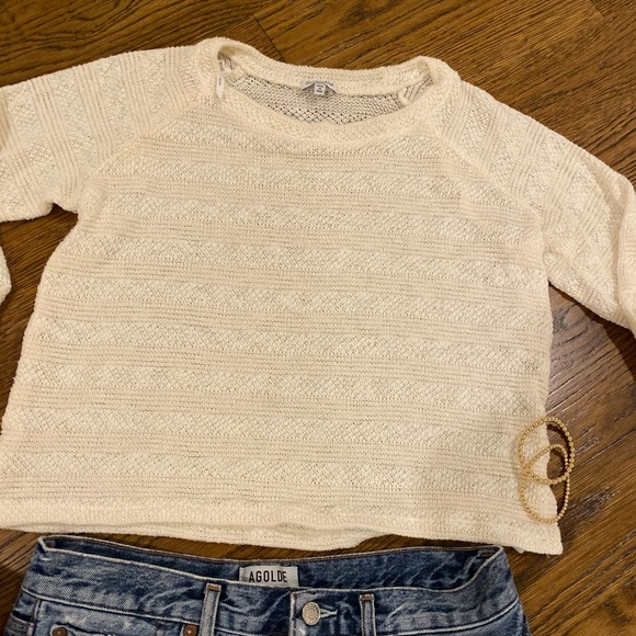 Splendid Sweater - Picture 2 of 5